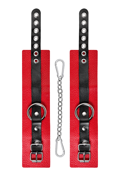 Красно-черные мягкие оковы с одним ремешком и люверсами