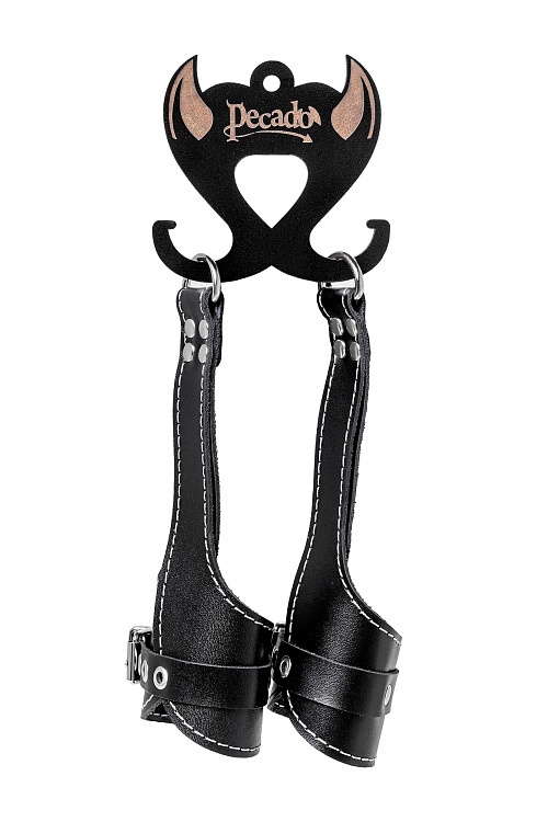 Черные подвесы с белой строчкой