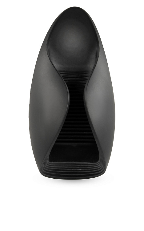 Черный мастурбатор с гибкими крылышками