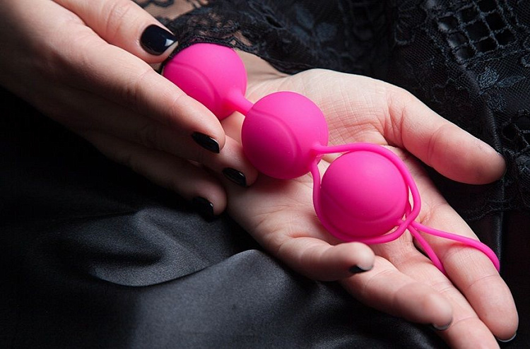 Ярко-розовый набор для тренировки вагинальных мышц Kegel Balls