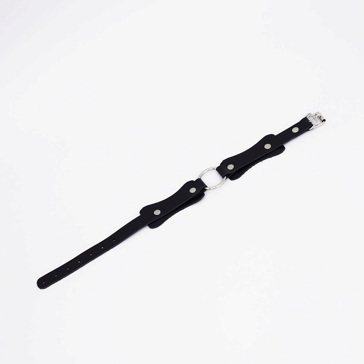 Черный кожаный ошейник с кольцом