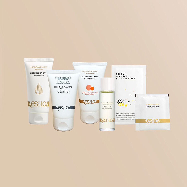 Набор YESforLOV La Trousse Enchantée в черной косметичке