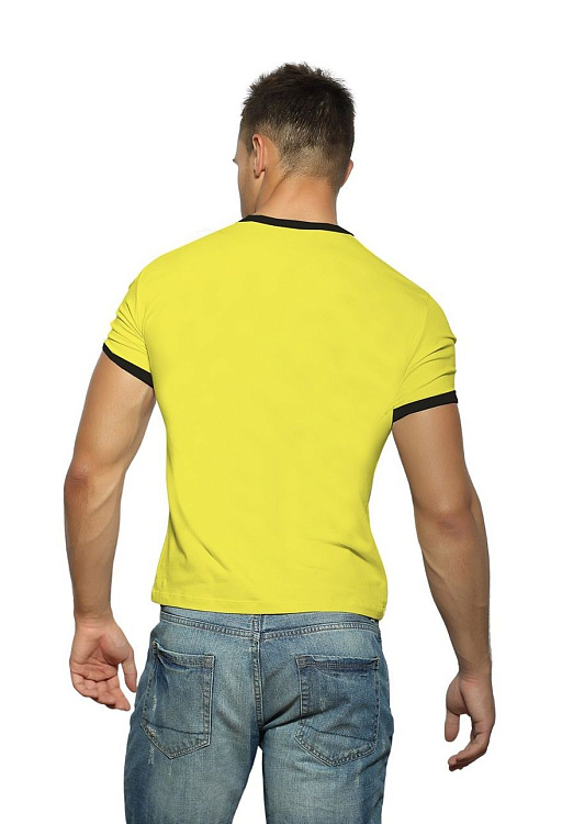 Яркая футболка с принтом в виде белки в противогазе